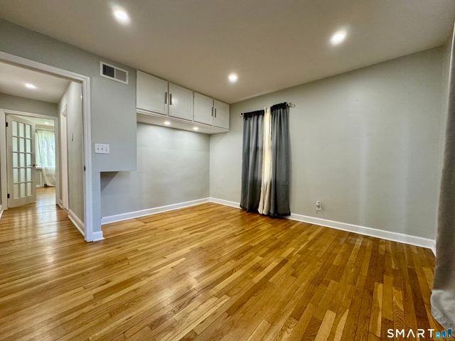 415 Savoy Street, Bridgeport, CT 06606