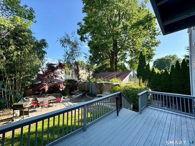 415 Savoy Street, Bridgeport, CT 06606