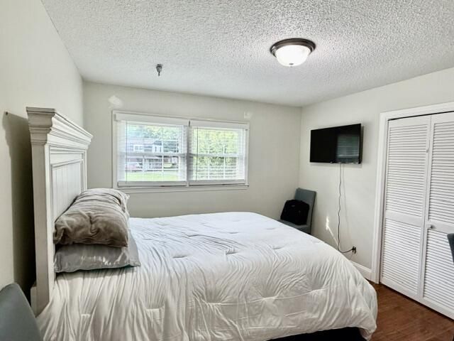 1902 Mountain Brook Drive, Dalton, GA 30720