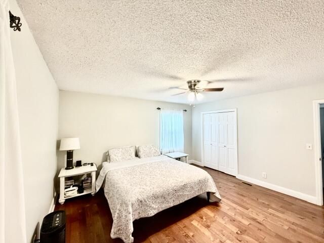 1902 Mountain Brook Drive, Dalton, GA 30720