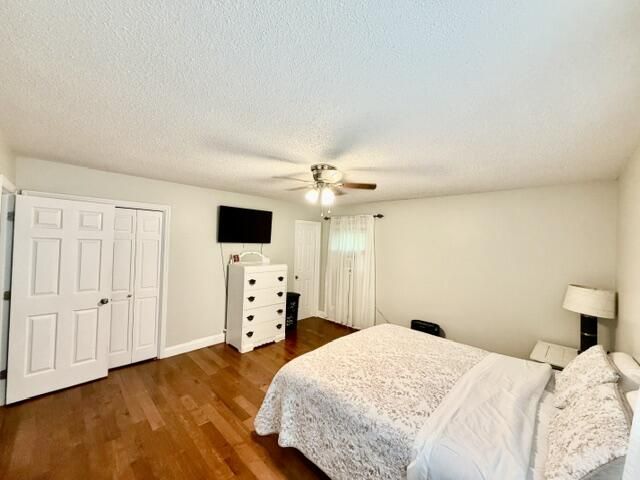 1902 Mountain Brook Drive, Dalton, GA 30720