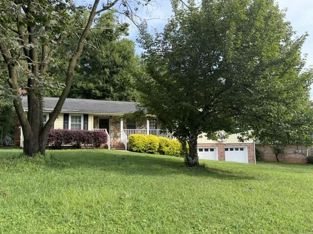 1902 Mountain Brook Drive, Dalton, GA 30720