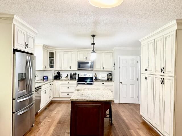 1902 Mountain Brook Drive, Dalton, GA 30720