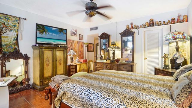 4250 GALT OCEAN Drive 11J, Fort Lauderdale, FL 33308