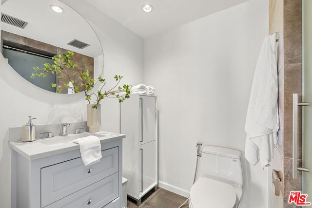 838 N Doheny Drive 1001, West Hollywood, CA 90069