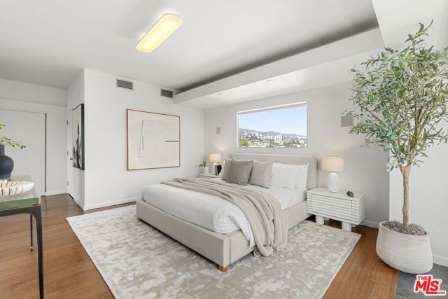 838 N Doheny Drive 1001, West Hollywood, CA 90069