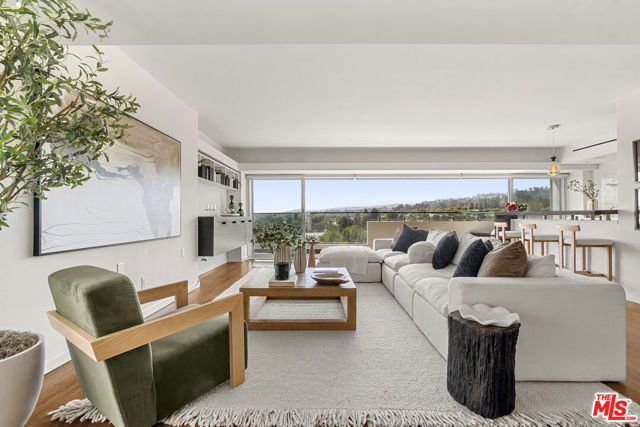 838 N Doheny Drive 1001, West Hollywood, CA 90069