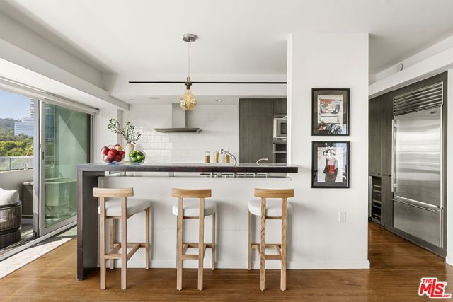838 N Doheny Drive 1001, West Hollywood, CA 90069