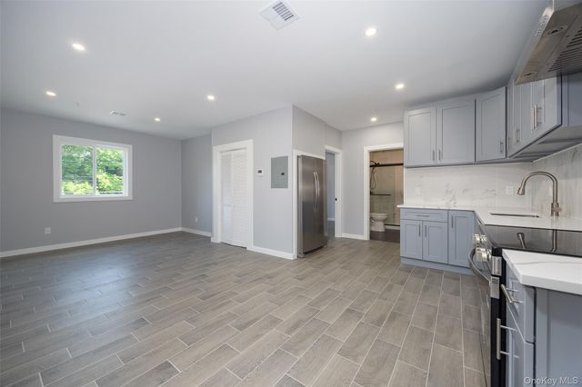 126 Innis Avenue 2-4, Poughkeepsie, NY 12601