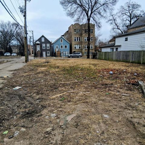 1616 S Komensky Avenue, Chicago, IL 60623