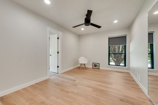 500 Del Rio Court, Irving, TX 75062