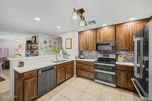 10228 E CRESCENT Avenue, Mesa, AZ 85208
