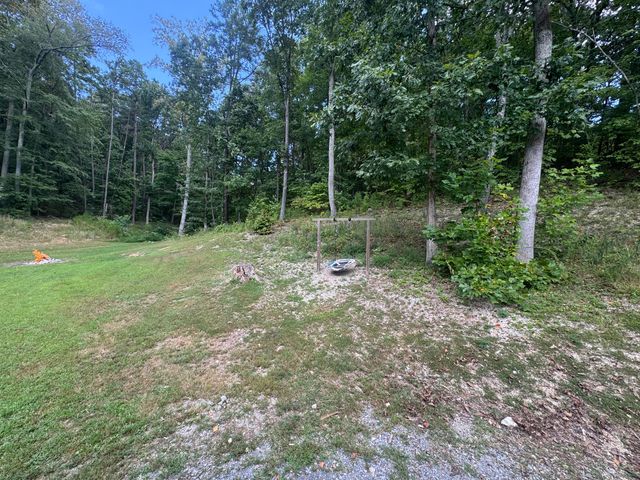 817 Green Pond Road, Soddy Daisy, TN 37379