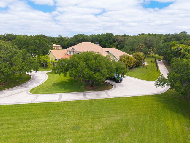 13300 SW 36th Court, Davie, FL 33330