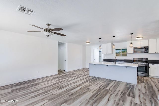 4923 E PALM Lane, Phoenix, AZ 85008