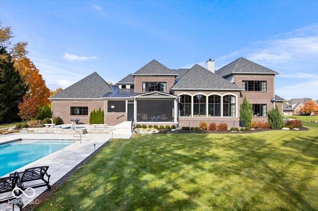 2035 Saint Andrews Circle, Carmel, IN 46032