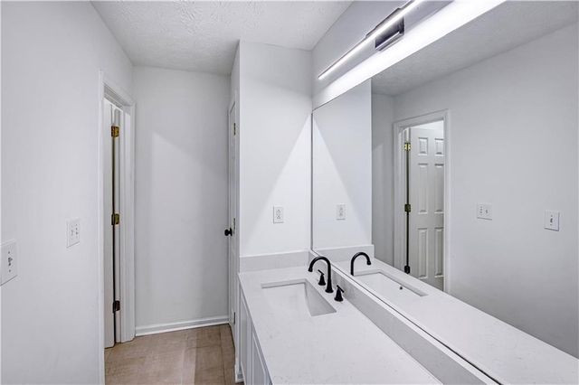 4770 Highpoint Way, Atlanta, GA 30349