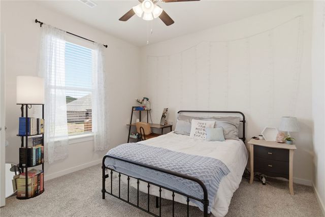 233 S Harrogate Lane, Fayetteville, AR 72704
