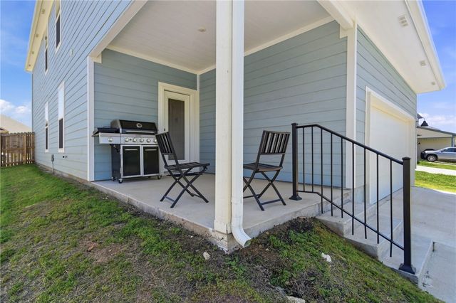 233 S Harrogate Lane, Fayetteville, AR 72704