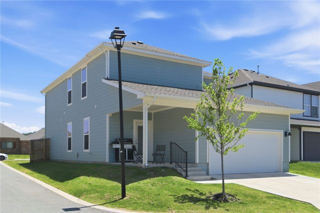 233 S Harrogate Lane, Fayetteville, AR 72704