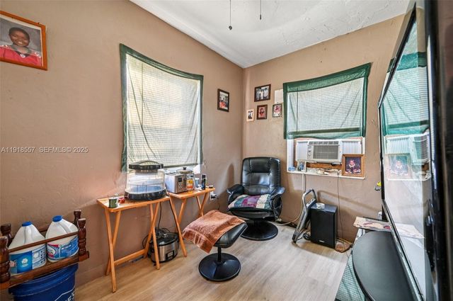 15900 NW 27th Ct, Miami Gardens, FL 33054