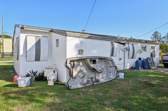 15900 NW 27th Ct, Miami Gardens, FL 33054