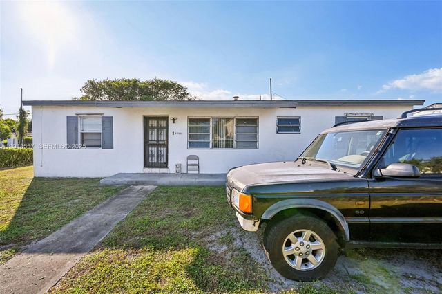 15900 NW 27th Ct, Miami Gardens, FL 33054