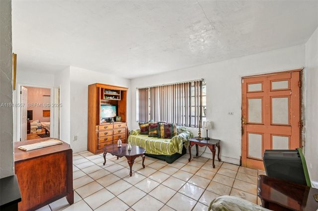 15900 NW 27th Ct, Miami Gardens, FL 33054