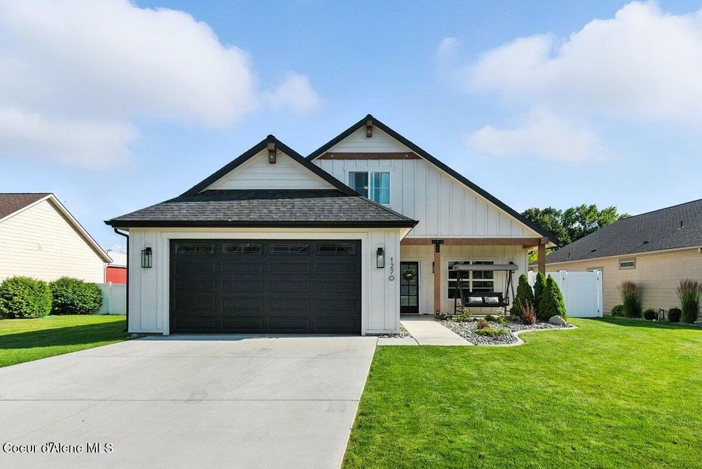 1270 W TAMARINDO LN, Hayden, ID 83835