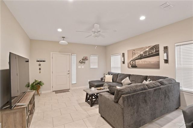 2321 Cove Real Drive, Harlingen, TX 78550