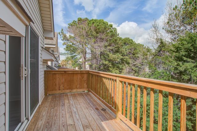 4902 Lake Palmetto Lane, North Charleston, SC 29418