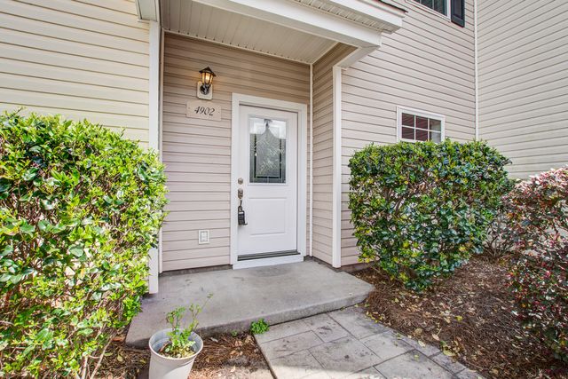 4902 Lake Palmetto Lane, North Charleston, SC 29418