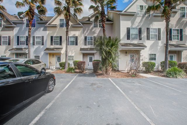 4902 Lake Palmetto Lane, North Charleston, SC 29418