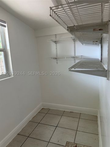 6104 Pierce St, Hollywood, FL 33024