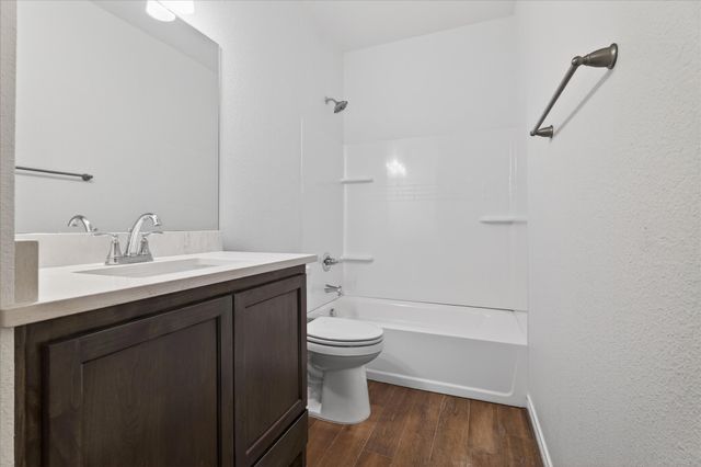 695 Ravine Street, Emory, TX 75440