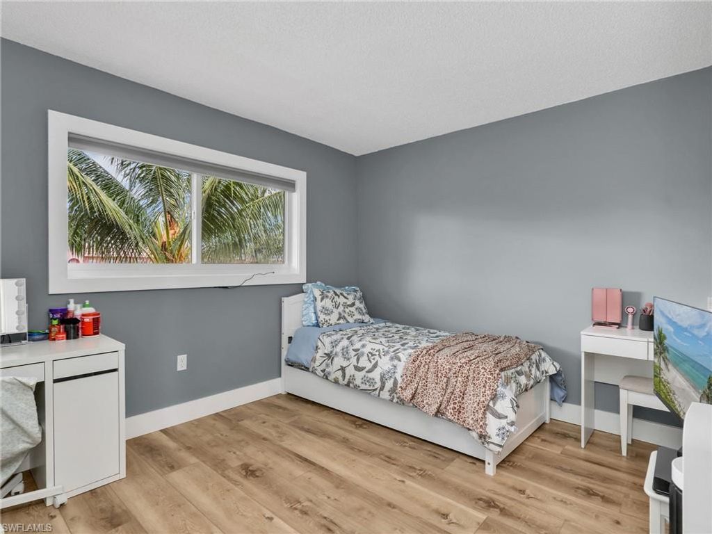 150 Turtle Lake CT 303, NAPLES, FL 34105 — photo 4