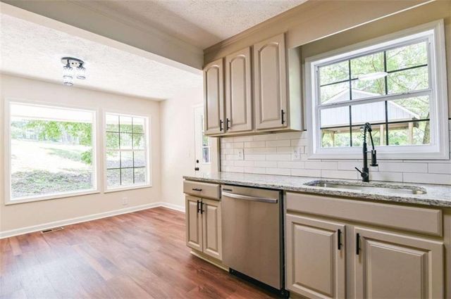 230 Flamingo Dr, Monticello, GA 31064