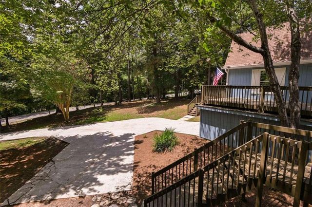 230 Flamingo Dr, Monticello, GA 31064