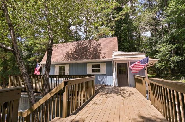 230 Flamingo Dr, Monticello, GA 31064