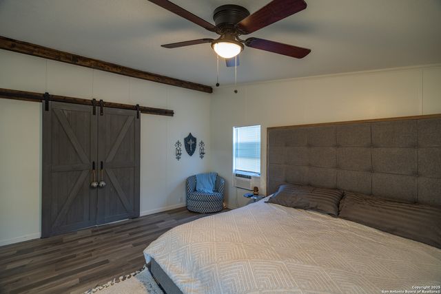 245 Laurel Creek, Pipe Creek, TX 78063