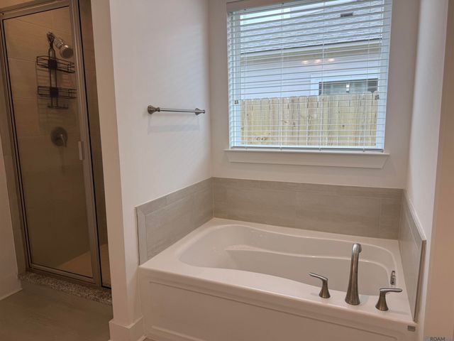 14024 Trailhead Dr, Gonzales, LA 70737