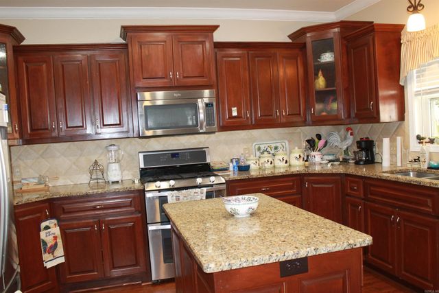 157 Waverly Circle, El Dorado, AR 71730