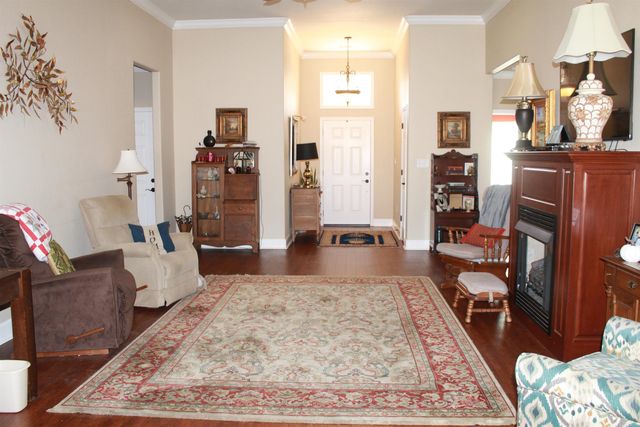 157 Waverly Circle, El Dorado, AR 71730