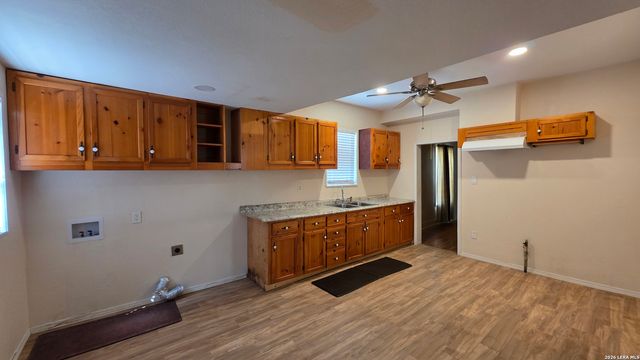 205 Mockert, San Antonio, TX 78204
