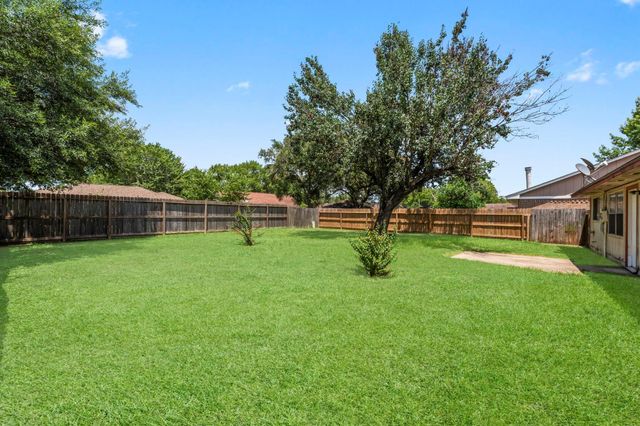 16734 Summer Dew Lane, Houston, TX 77095