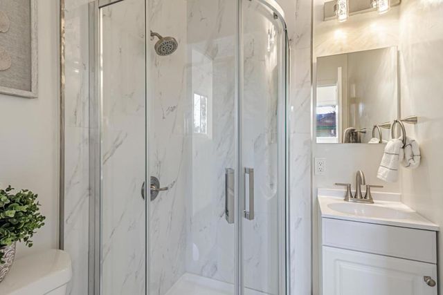 304308 Redwood Avenue, Redwood City, CA 94061