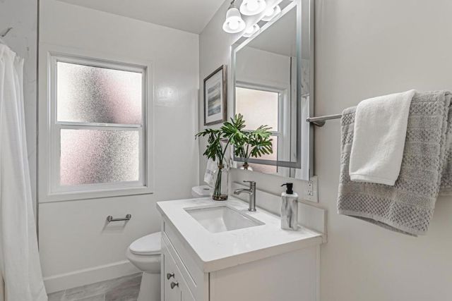 304308 Redwood Avenue, Redwood City, CA 94061