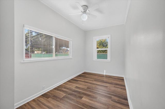 720 E Dudley Avenue, Fresno, CA 93728