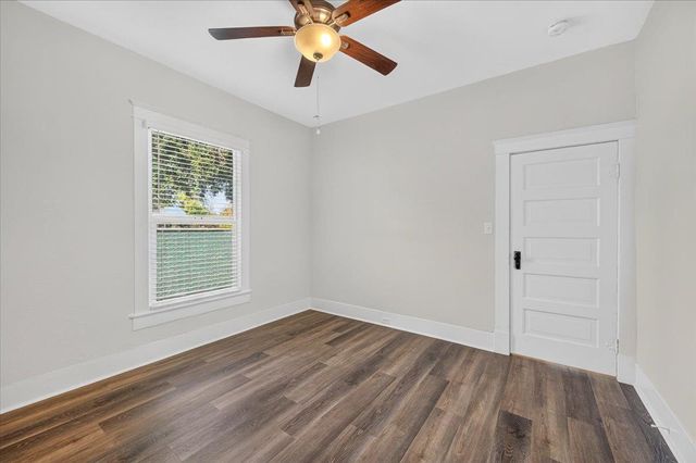 720 E Dudley Avenue, Fresno, CA 93728