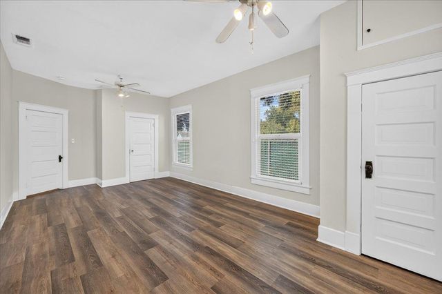 720 E Dudley Avenue, Fresno, CA 93728